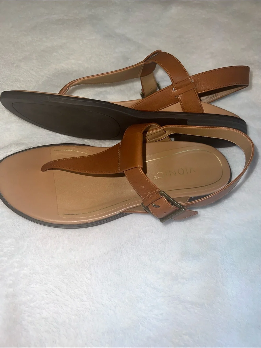 Vionic Tan Leather T-Strap Slingback Sandals